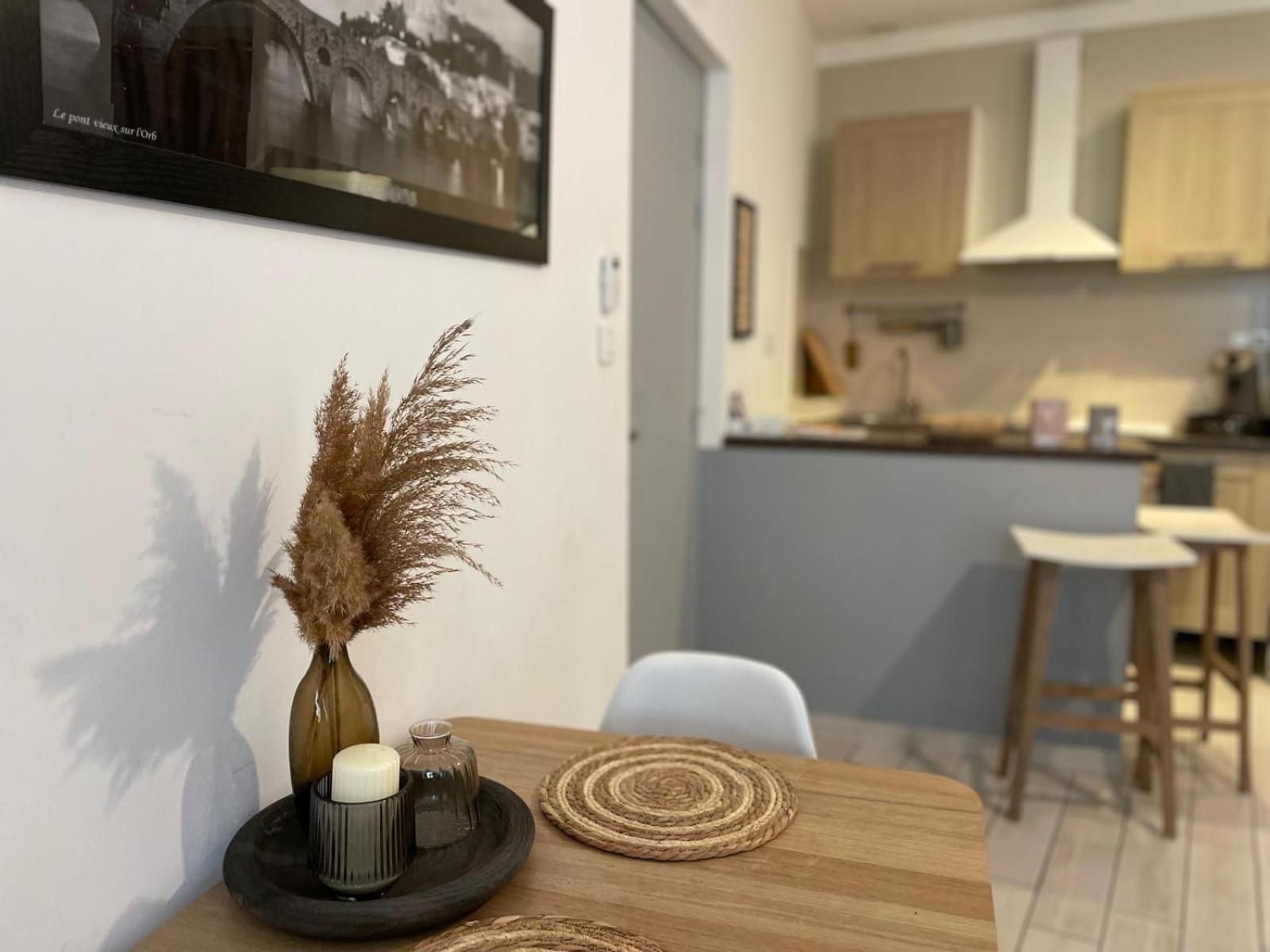 Joli Appartement Hypercentre T2, Classe Meuble De Tourisme 3 Avec Parking Gratuit Béziers Esterno foto