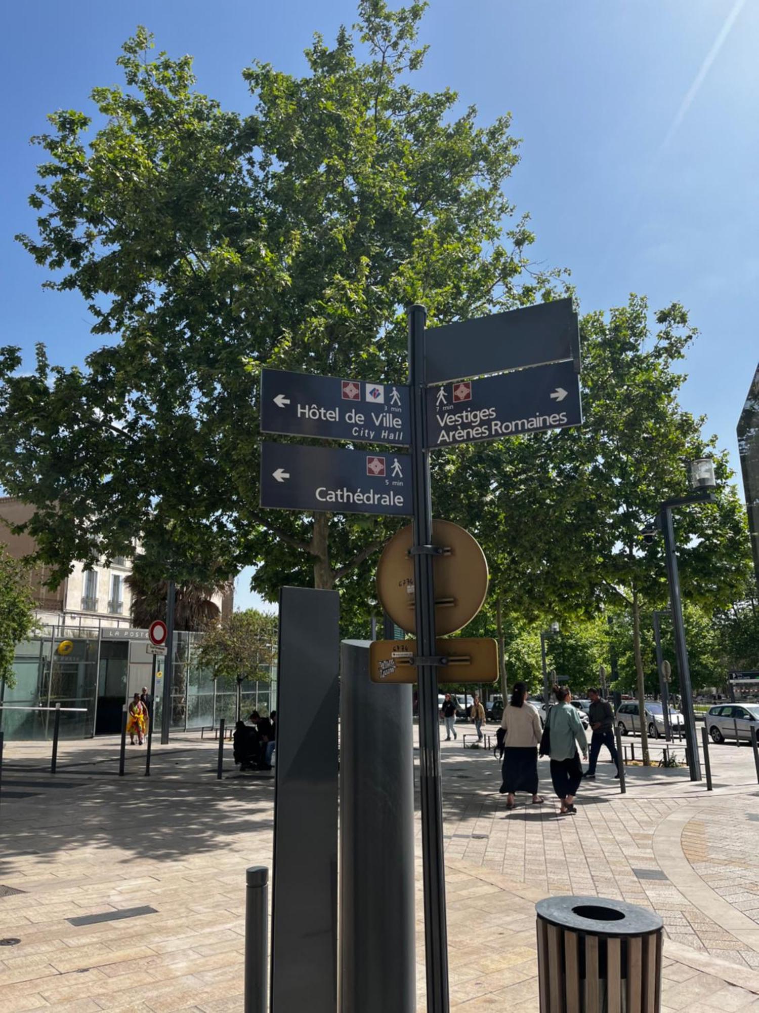 Joli Appartement Hypercentre T2, Classe Meuble De Tourisme 3 Avec Parking Gratuit Béziers Esterno foto